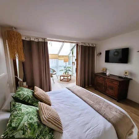 Bed & Breakfast La Maison Pere Camembert